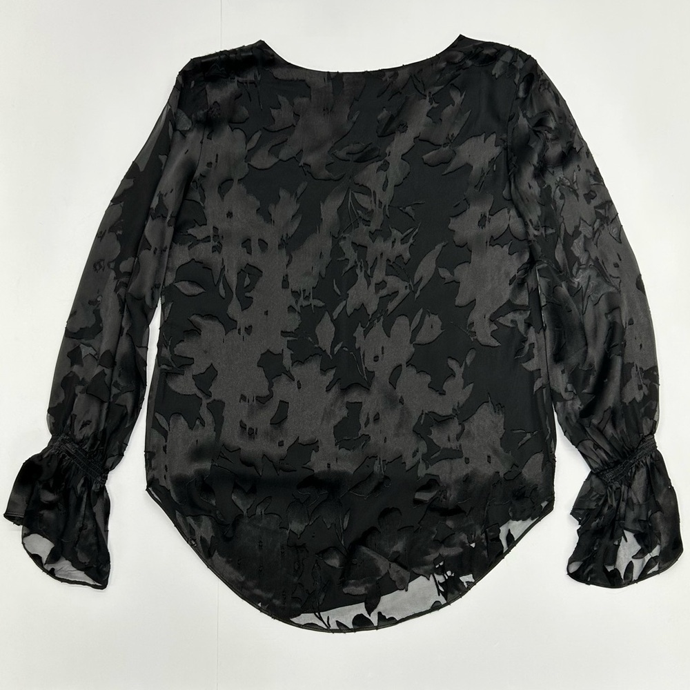 White House Black Market Black Burnout Blouse W 0 Sheer Sleeves SILK Blend - Picture 13 of 15